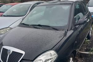 Lancia Ypsilon 1.2 Oro Bianco