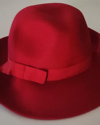 Cappello da donna rosso