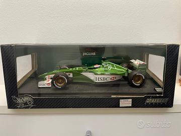 F1 Jaguar R1 Johnny Herbert - Hotwheels 1/18