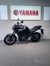 Yamaha MT-03 MDNM8 MIDNIGHT BLACK