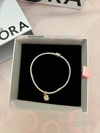 Bracciale pandora in argento con ciondolo