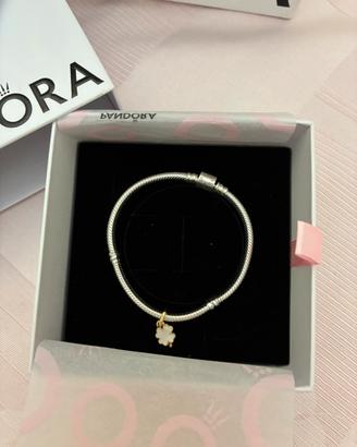 Bracciale pandora in argento con ciondolo