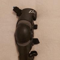 ginocchiere tutori pod mx