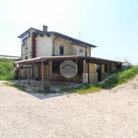 NEGOZIO A CANNETO SULL'OGLIO