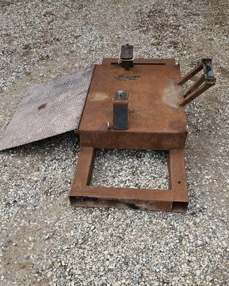 Pedana per motocoltivatore 