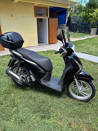 Honda Sh 150, nero