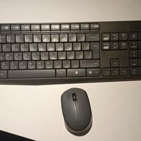 Logitech K235 Combo Tastiera + Mouse Wireless 