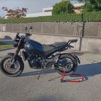 Benelli Leoncino Trail 500