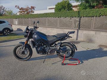 Benelli Leoncino Trail 500
