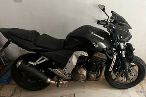 Kawasaky z750 2006 incidentata  motore perfetto