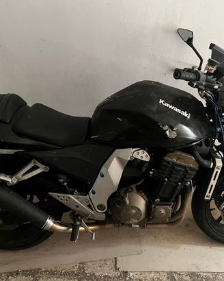 Kawasaky z750 2006 incidentata  motore perfetto
