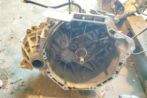 Nissan qashqai - r9m