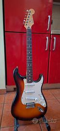 Fender Stratocaster standard MIM 2000