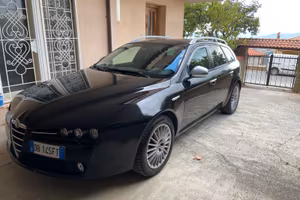 Alfa Romeo 159