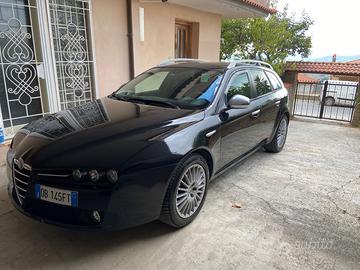 Alfa Romeo 159