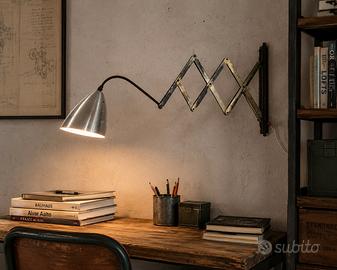 Lampada industriale a pantografo vintage