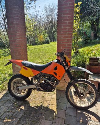 KTM 400