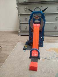 Hot Wheels Mega Garage con ascensore