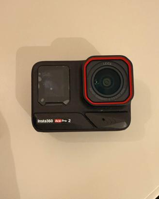 Insta360 ace pro 2