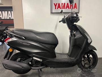 Yamaha D'elight 125