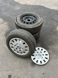 Cerchi Bmw 15” in alluminio con copricerchi