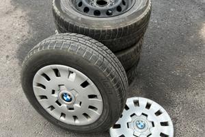Cerchi Bmw 15” in alluminio con copricerchi
