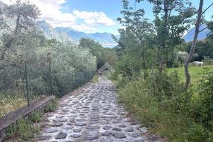 TERRENO A SOLTO COLLINA