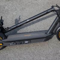 Monopattino elettrico G30 max