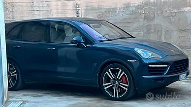 PORSCHE Cayenne 2013 4.8 turbo