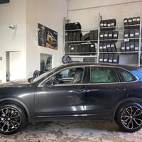 Cerchi NUOVI Porsche Cayenne raggio 21 cod.87421