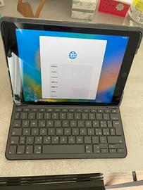 iPad Air 2013 + tastiera Logitech Slim Folio