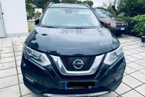 Nissan x trail 7 posti 4x4 automatico