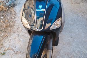 piaggio liberty 200
