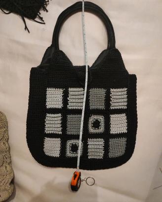 borsa all'uncinetto nera - grigia lur ascott
