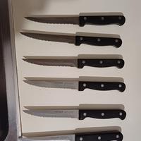 set coltelli cucina e bistecche