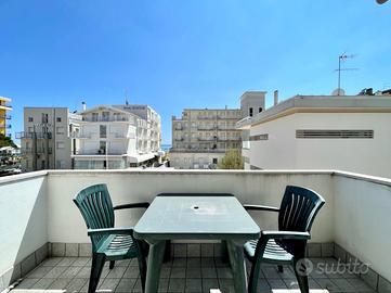 Bilocale vista mare centro jesolo lido