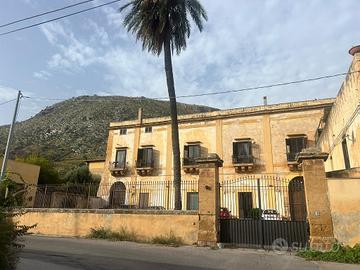 Appartamento indipendente mq.207 VILLA MATTALIANO