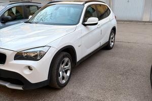 bmw x1 xdrive 18d con gancio traino