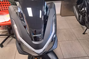 Honda PCX 125 pronta consegna Permute finanziament