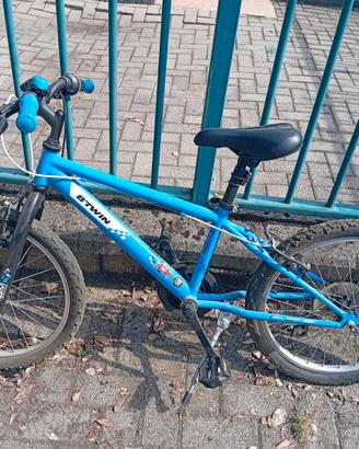 Bicicletta BTwin ragazzi 20 pollici 6-8 anni