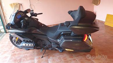 HONDA GOLD WING 1800 DCT
