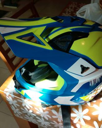 Casco cross bimbo
