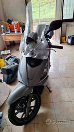 Kymco People 300 - 2017