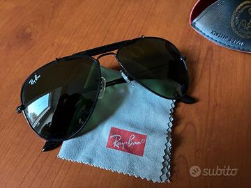 Ray Ban occhiali da sole a goccia