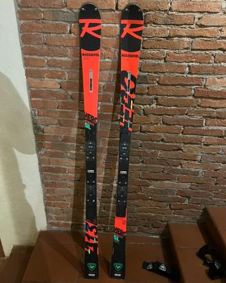 Sci Rossignol y greca
