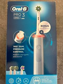Oral-B Oral B Pro 3 3700 Spazzolino Elettrico Pro3