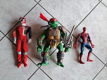 Personaggi supereroi: Spider-Man,Hulk,Ninja Turtle