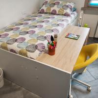 2 letti con scrivania 90x190