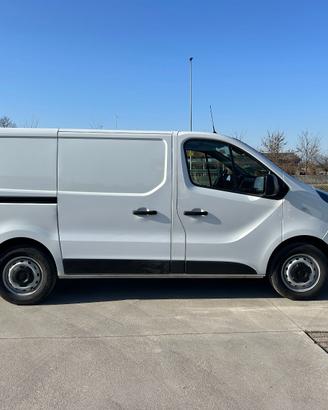 RENAULT TRAFIC L1H1