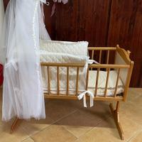 Culla in legno per bambini